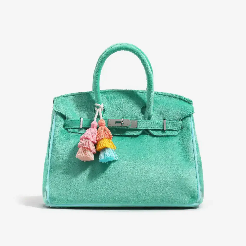 Comparison chart of tote bag materials and benefits